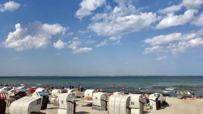 Sonnenschutz-für-den-Strandurlaub